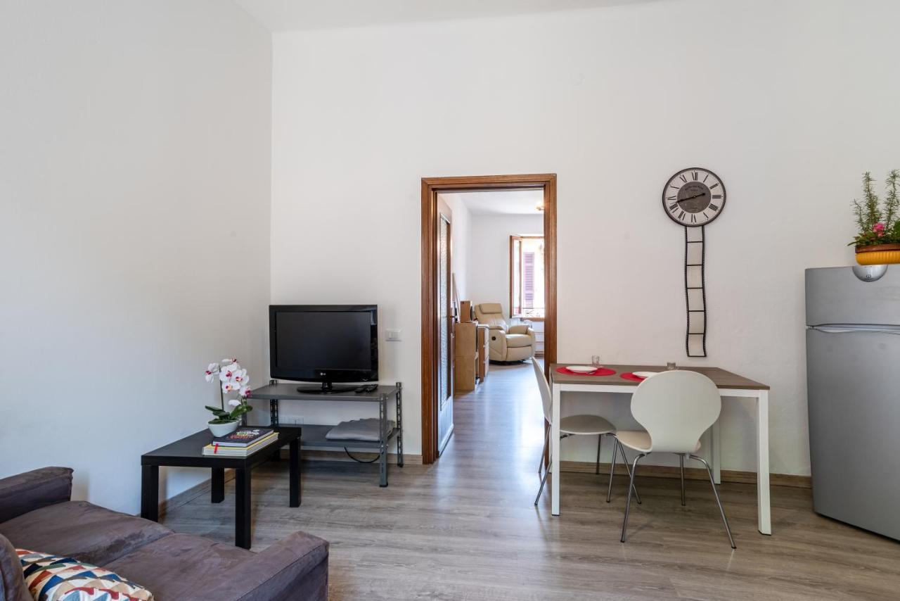 Como Renovated Apartment Bagian luar foto